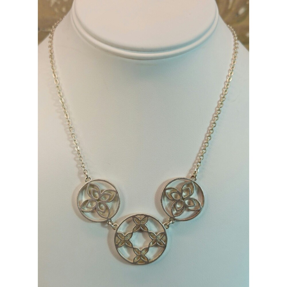 Silver Tone Signed Dana Buchman Chain Necklace w/ Cut-Out Floral Medallions 19"